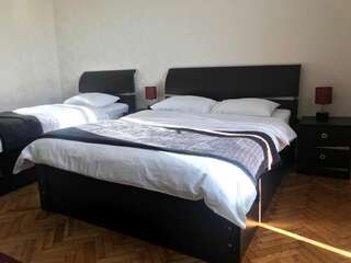 Отель Hotel Eurica Кутаиси Трехместный номер с террасой-7